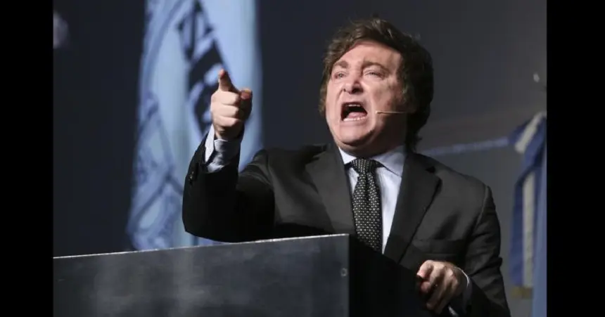 A lo Menem: Milei dijo que, si el Gobierno no termina su mandato, él ya está "en condiciones de asumir"
