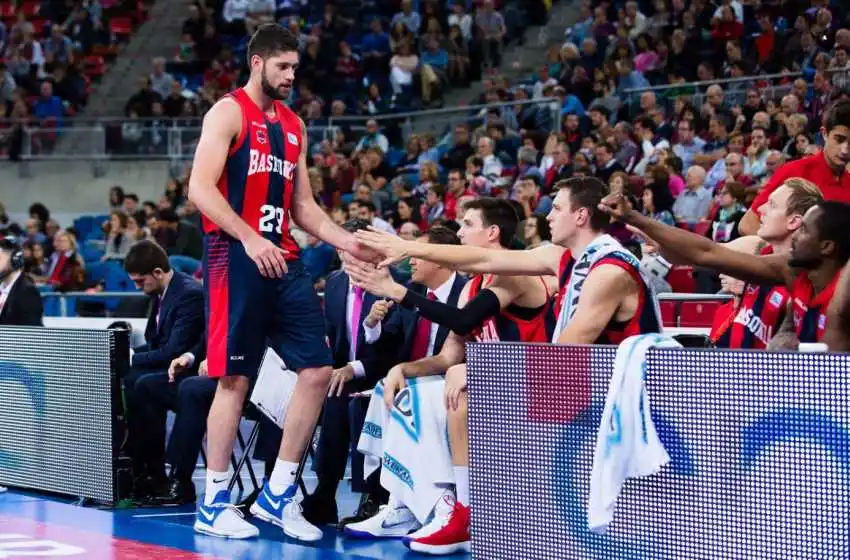 Patricio Garino volvió a jugar en el Baskonia