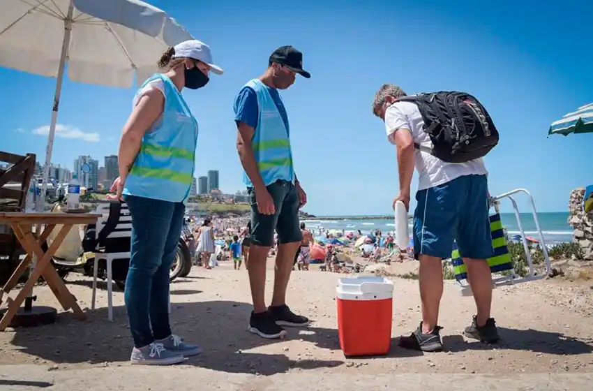 Contratan a 80 nuevos agentes municipales para controles en playas marplatenses