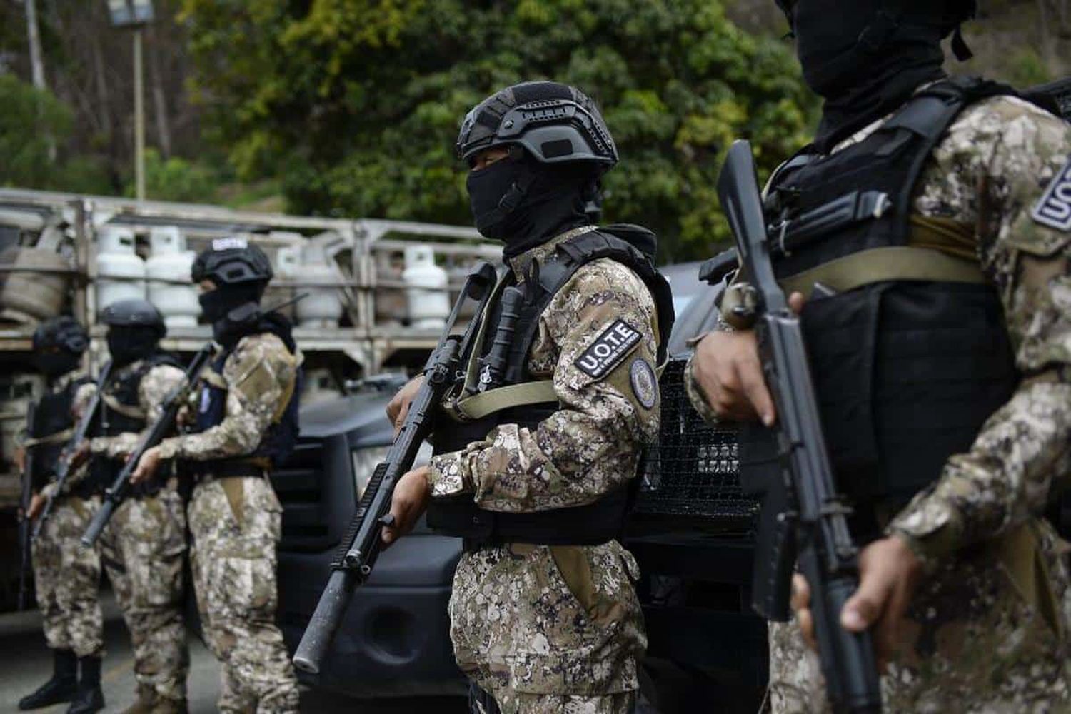 ¡DESMORALIZADOS! Militares venezolanos  abandonados por Altos Mandos en Apure