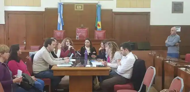 Tratan implementación de convención sobre adultos