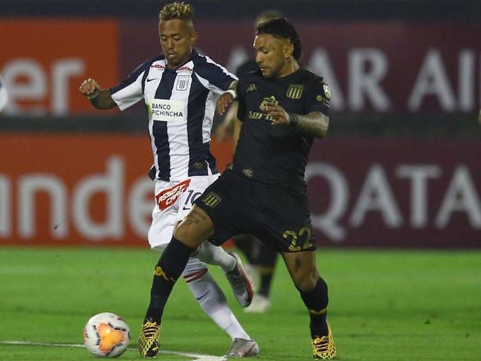 Racing ganó sobre el final en Lima y está expectante