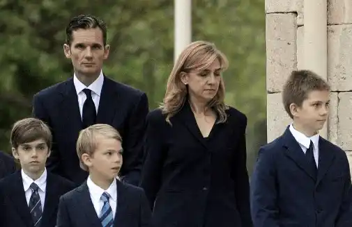 La infanta Cristina las ha pasado duras en su matrimonio. Foto AFP