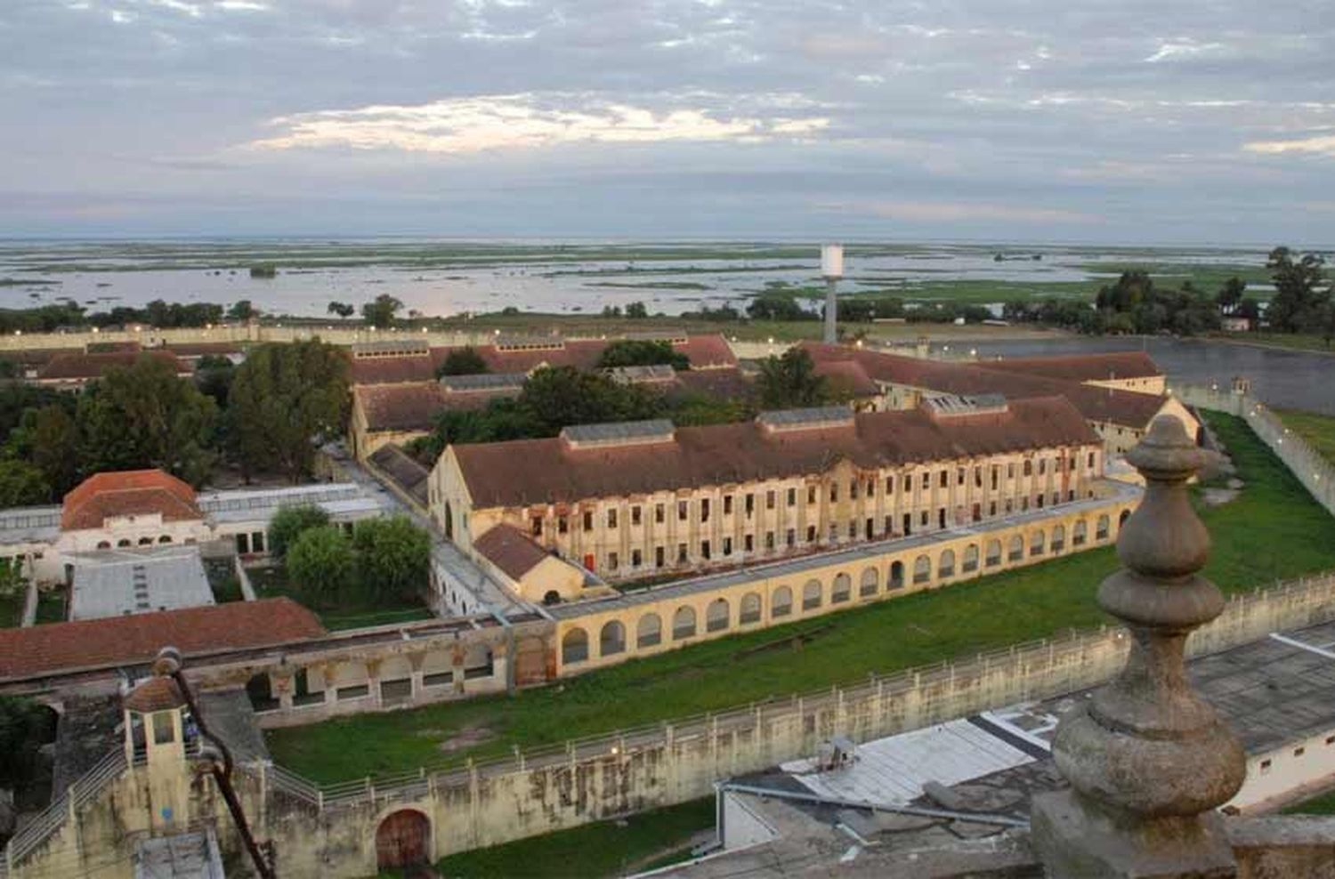 Un interno de la cárcel de Coronda dio positivo de Covid-19