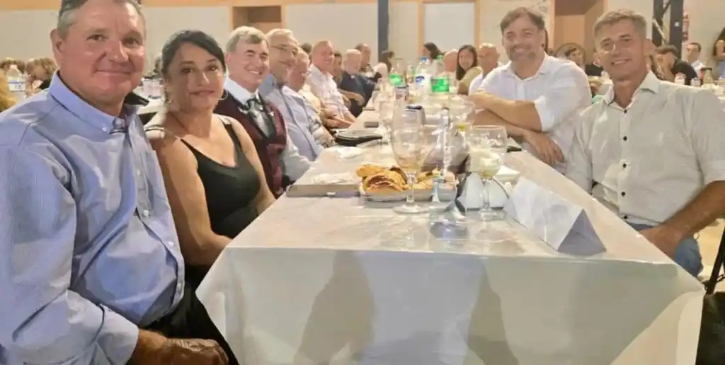 El senador Alcides Calvo participó de la Fiesta de la Valesana