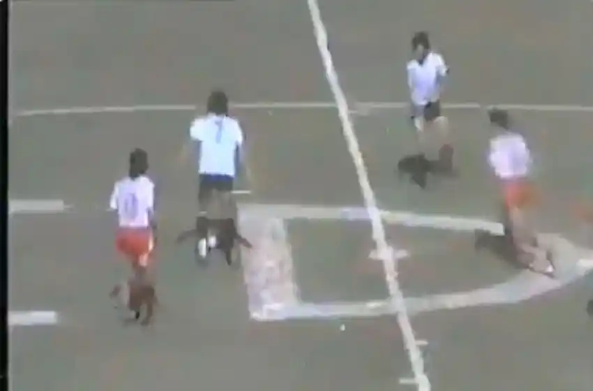 Un gol con 42 años, una gambeta de película y una muestra de su pegada: los únicos tres videos del Trinche Carlovich en acción