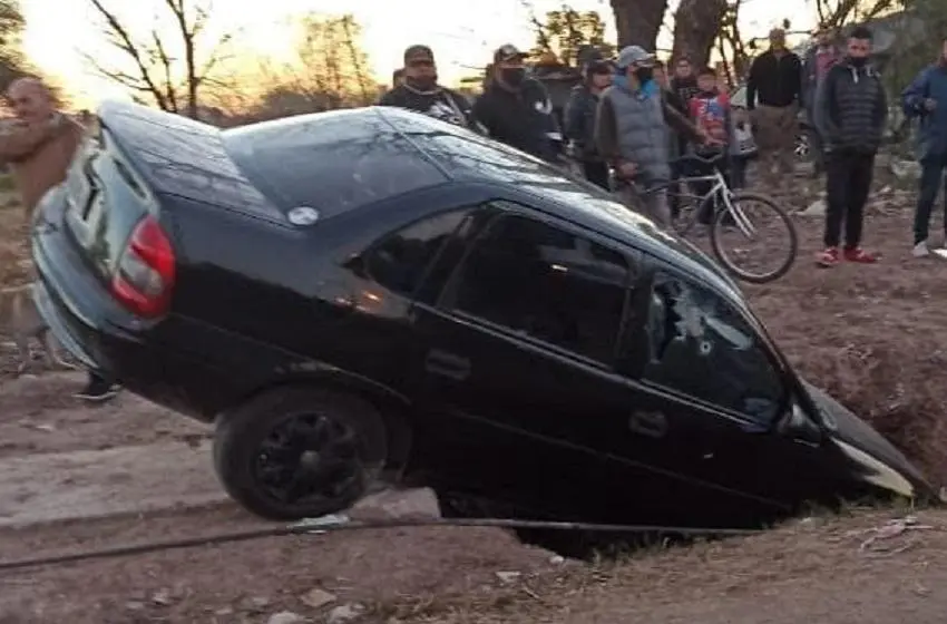 Un automovilista está grave tras ser baleado en zona sur