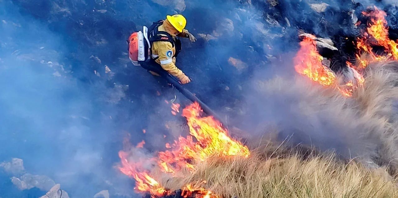 Un nuevo incendio en Chubut, esta vez en Puerto Madryn