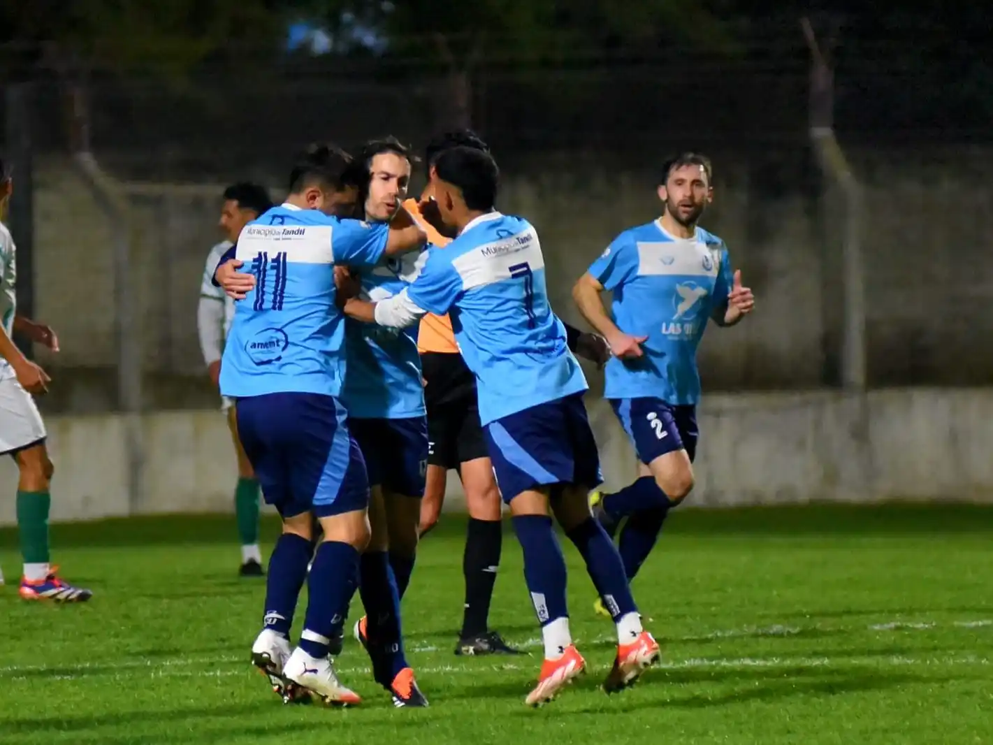 Tandil enfrenta en Mendoza el partido de ida de semifinales