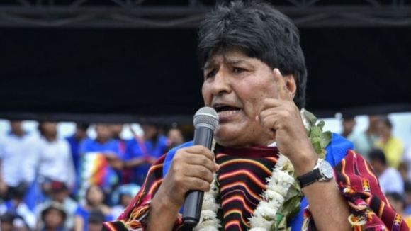 Evo Morales asegura que si lo «capturan» habrá un levantamiento indígena y militar