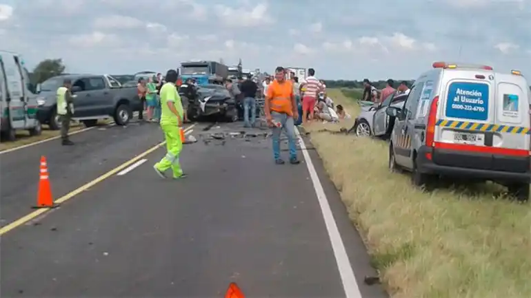 50 muertos en 15 años: piden una segunda vía en el puente Victoria-Rosario