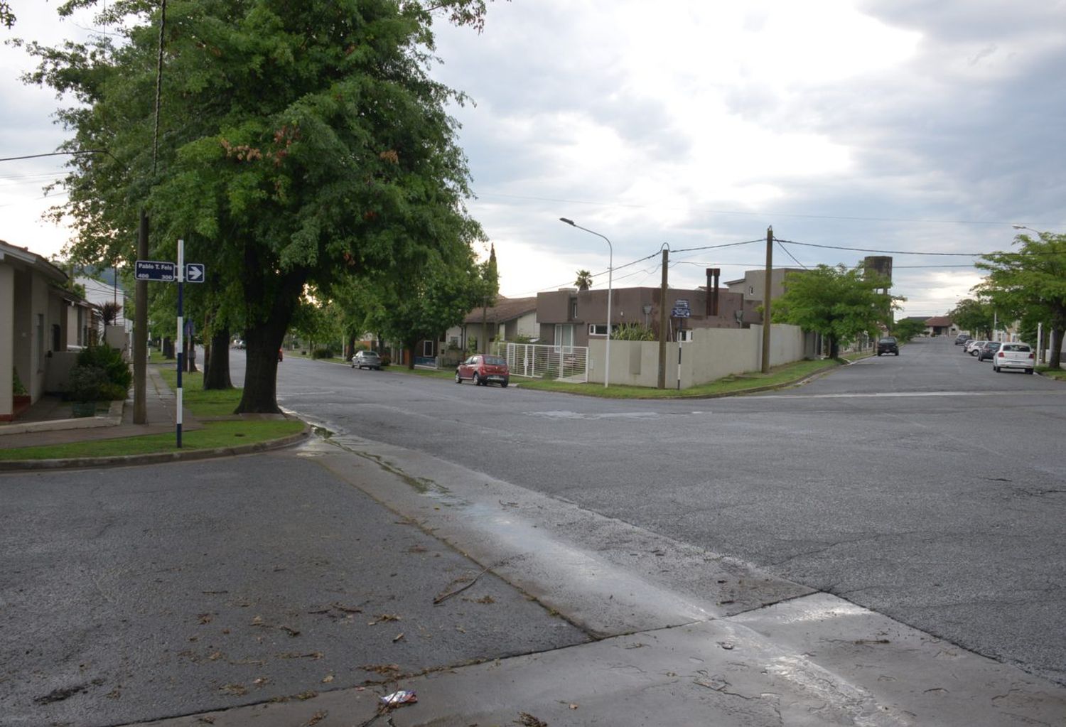 La defensora del Pueblo  se reunió con vecinos de  Falucho 1 y 34 y la zona