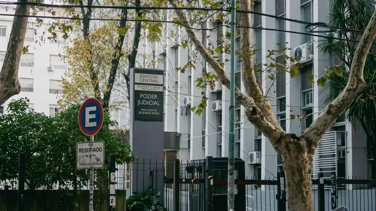 La Justicia marplatense dispuso que el hombre sospechoso de los delitos irá a juicio.