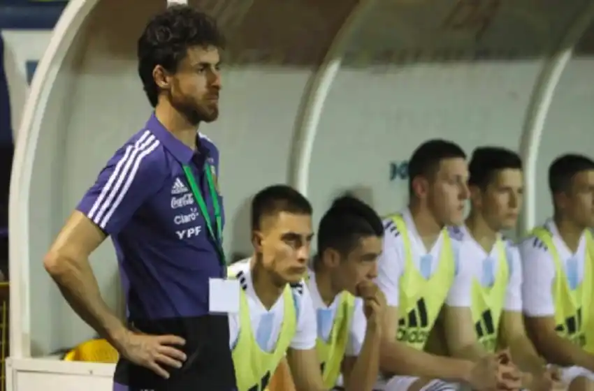 Tres leprosos y un canalla en la lista de Aimar para el Sudamericano Sub 17