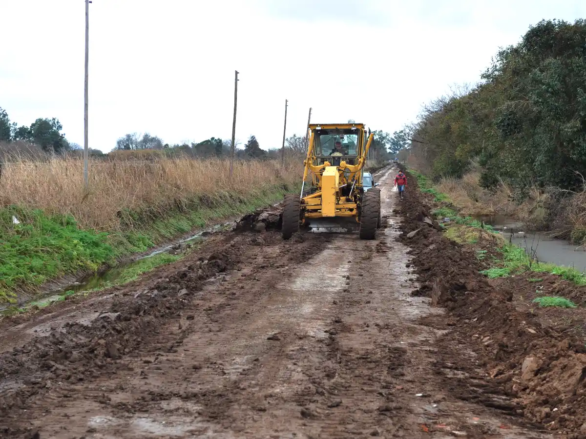 Córdoba invierte $10 mil millones para mejorar los caminos rurales productivos