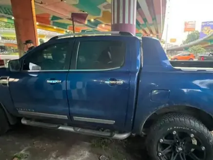 Dos ex jugadores de Independiente fueron detenidos por tratar de recuperar un auto que les incautaron