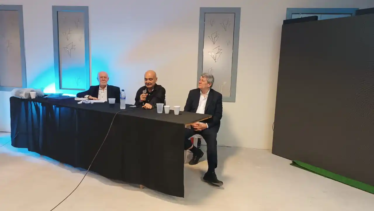 Superdomo conversatorio