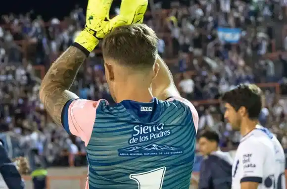 Alvarado quiere repatriar a un arquero con pasado en el club