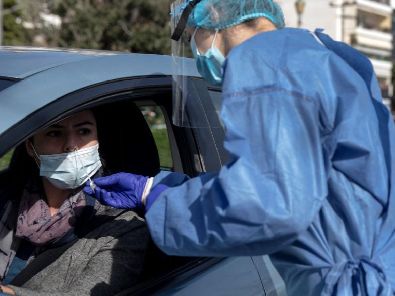 Reportaron 5.141 nuevos casos y 227 muertos por coronavirus en todo el país