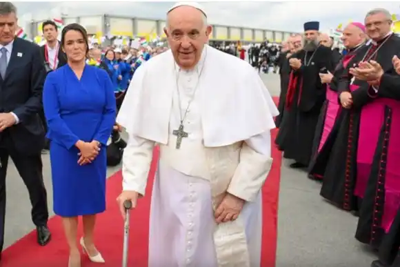 El Papa admitió que el Vaticano participa de una misión de paz en Ucrania"