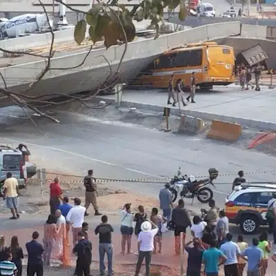 Se derrumbó un viaducto en Belo Horizonte: confirmaron dos muertos