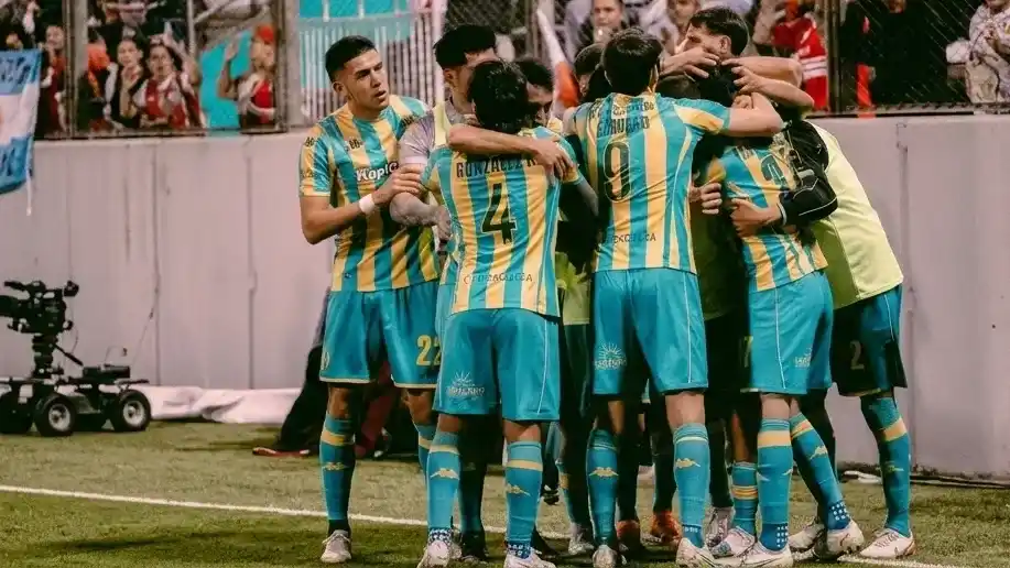 El equipo marplatense logró el triunfo mas importante de su historia. Foto: Prensa Aldosivi