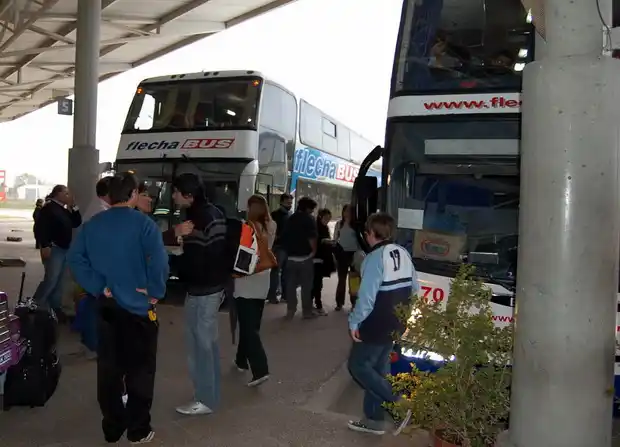 Por las elecciones, en la provincia se refuerza la frecuencia de colectivos