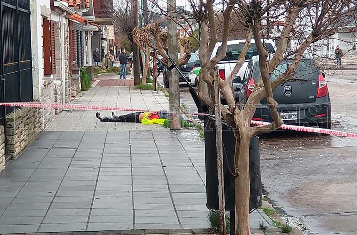 Video: un hombre fue ejecutado en el barrio Chauvín