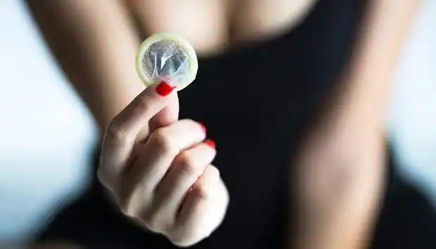 Villa María: le negaron preservativos gratuitos por ser mujer