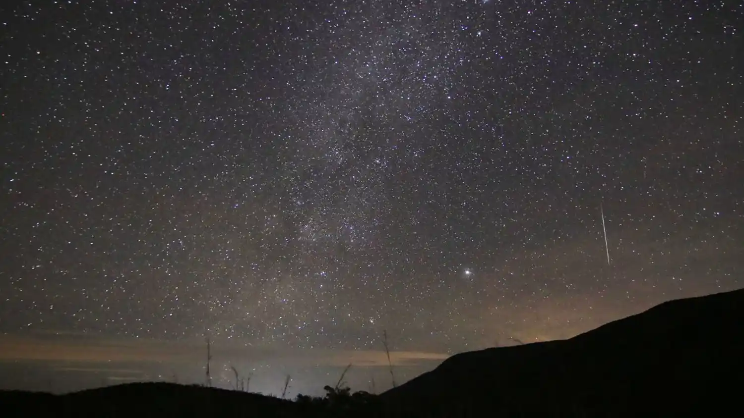 Esta semana habrá una especial lluvia de meteoros Líridas: ¿qué día y a qué hora se podrá ver mejor?. - 1