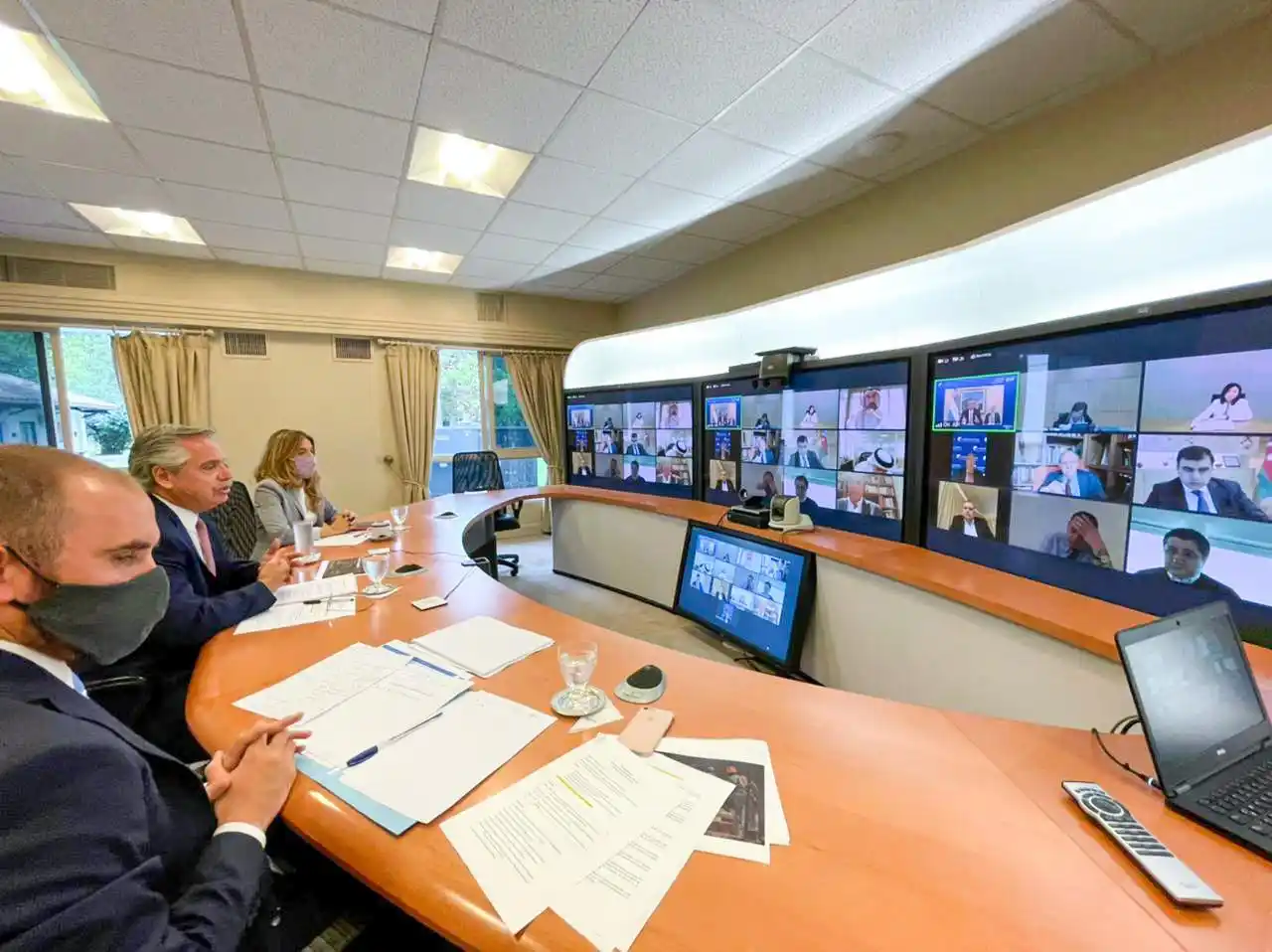 "Argentina puede ser el productor de alimentos del mundo, lo que falta son inversiones", dijo Alberto desde Olivos