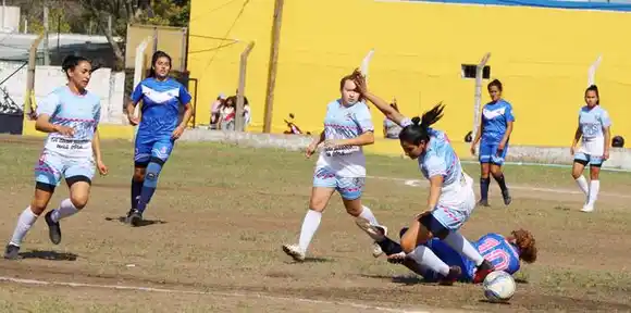 Constitución continúa a paso firme en el camino al Torneo Federal