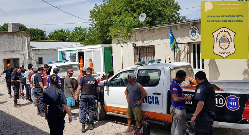 Desmantelaban una planta de cereales y terminaron presos