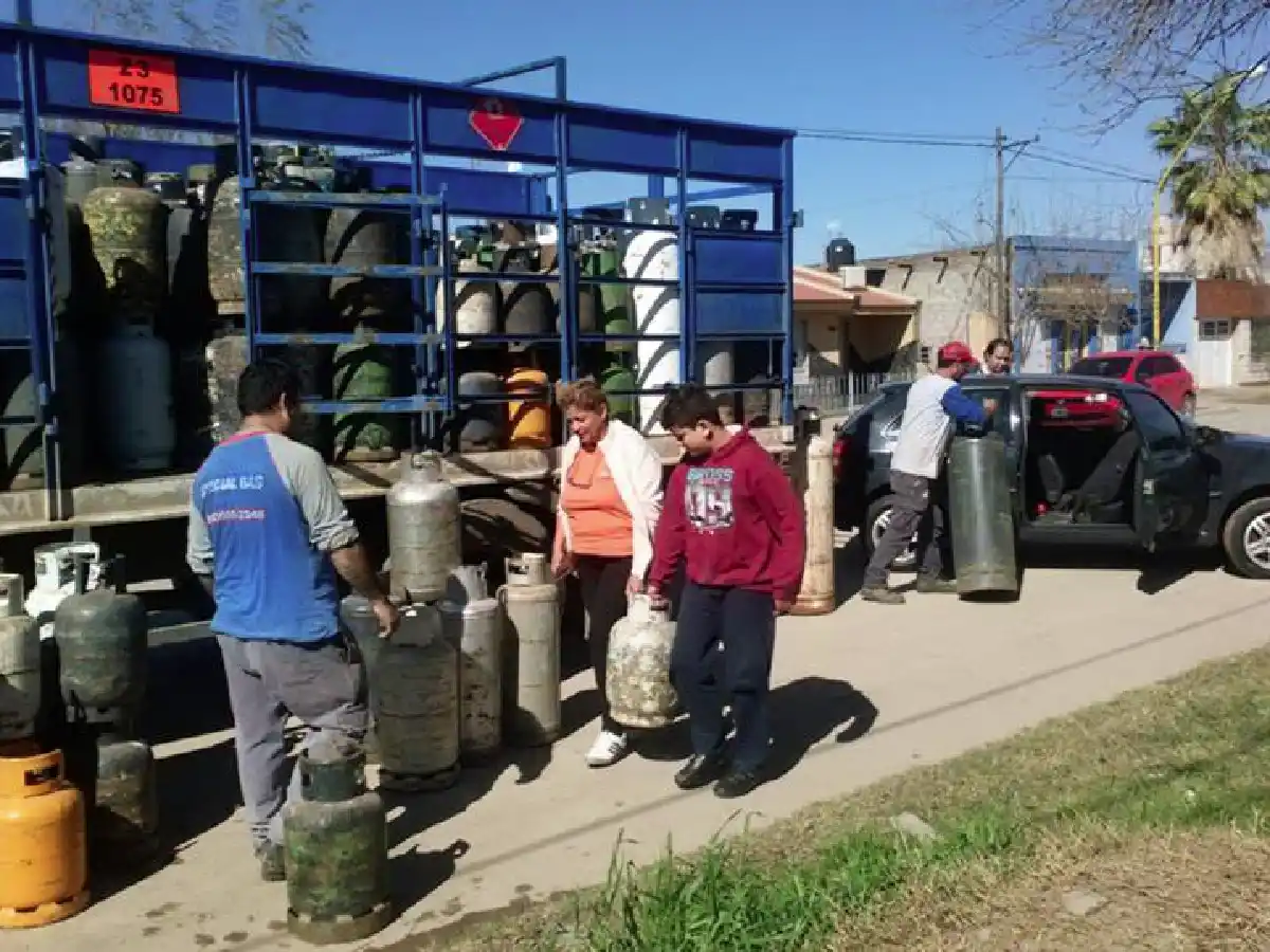 Venta de garrafas en  La Milka y Bouchard