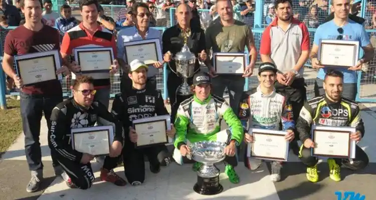 Alejandro Ramón distinguido por la ACTC