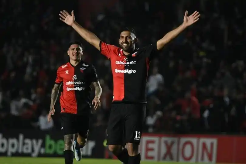 Colón visita a Banfield con el único objetivo de sumar de a tres