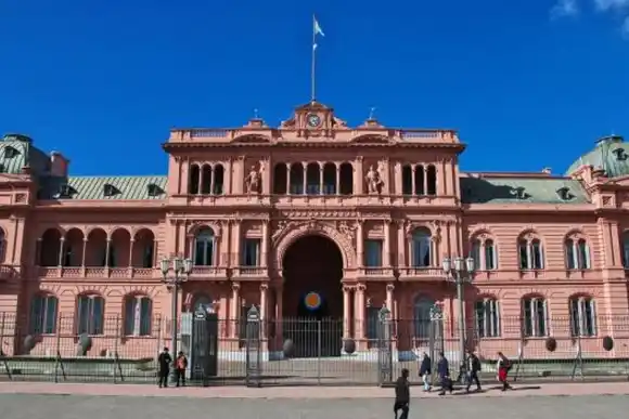 El Gobierno oficializó la prórroga del Presupuesto 2023