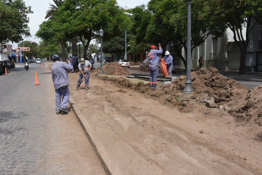 Avanza por bulevar Yrigoyen el plan de ciclovías y ciclocarriles en la ciudad
