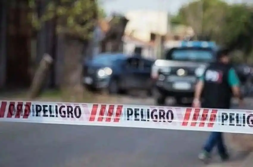 Asaltaron a un cadete y se tirotearon en zona oeste con la policía tras una persecución