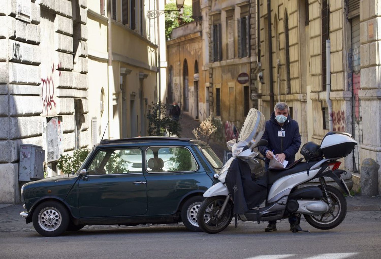 Si bien se redujo el número de muertos en Italia, se mantendrá la cuarentena