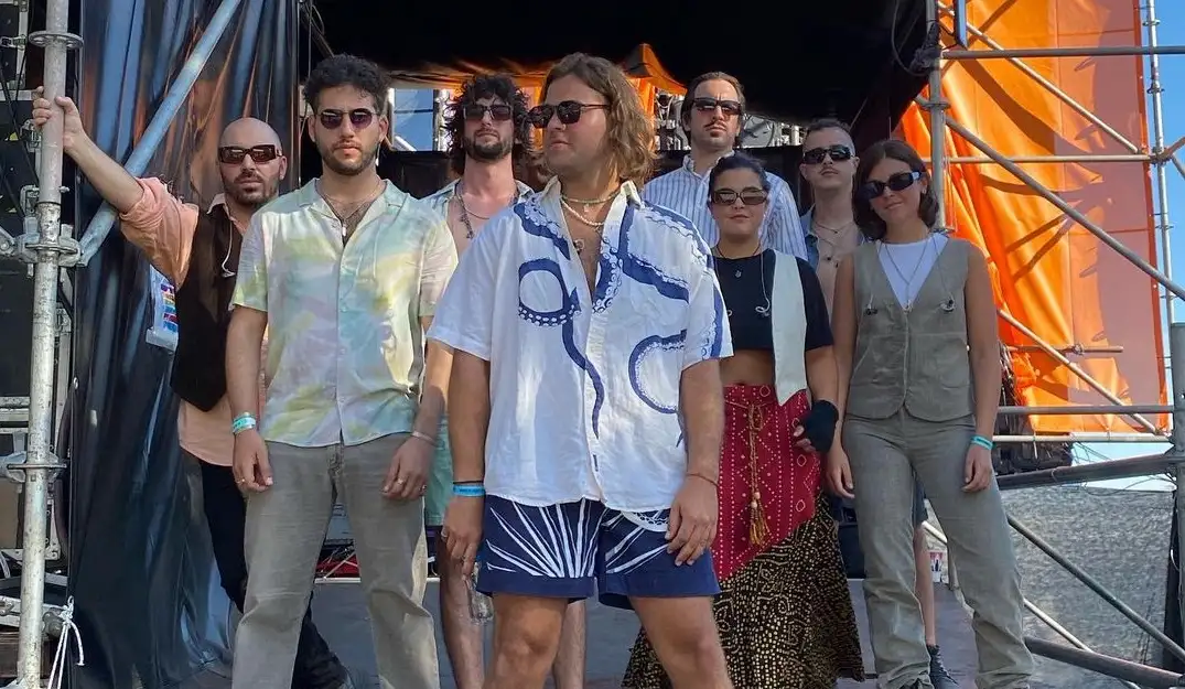 Zenón Pereyra junto a su banda