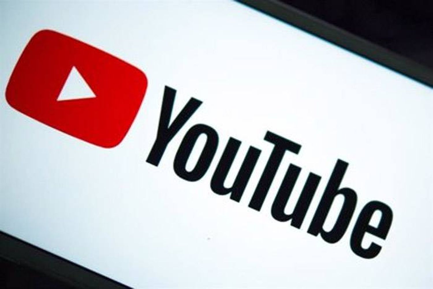 YouTube bloquea  en todo el mundo los  canales financiados  por el Gobierno ruso   y asociados