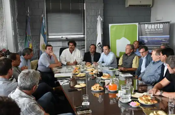 Pesca: "Vamos a defender el trabajo en tierra en Mar del Plata"