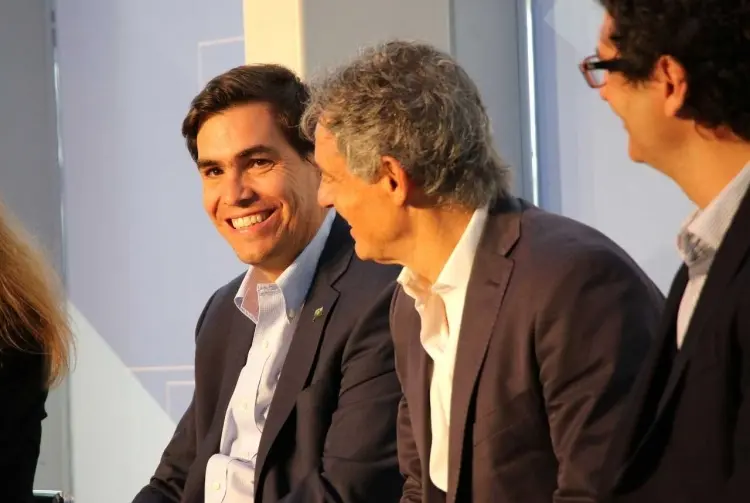 El ministro Tizado participó en el "Primer Día internacional de las Pymes"