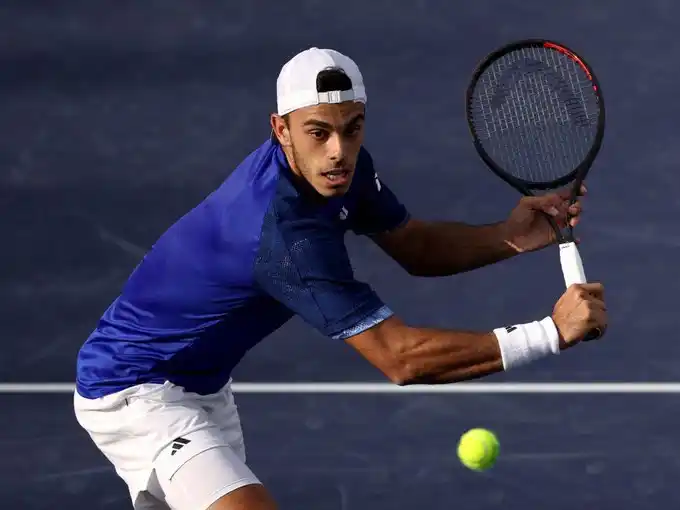 Francisco Cerúndolo no pudo con Auger Aliassime.