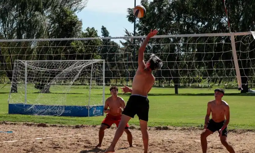 Con todo éxito se desarrolló la copa “Municipalidad de Pilar” de beach vóley