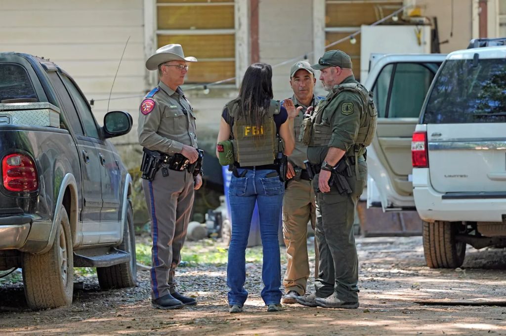 Texas: un tirador enfurecido irrumpió en la casa de su vecino y mató cinco personas