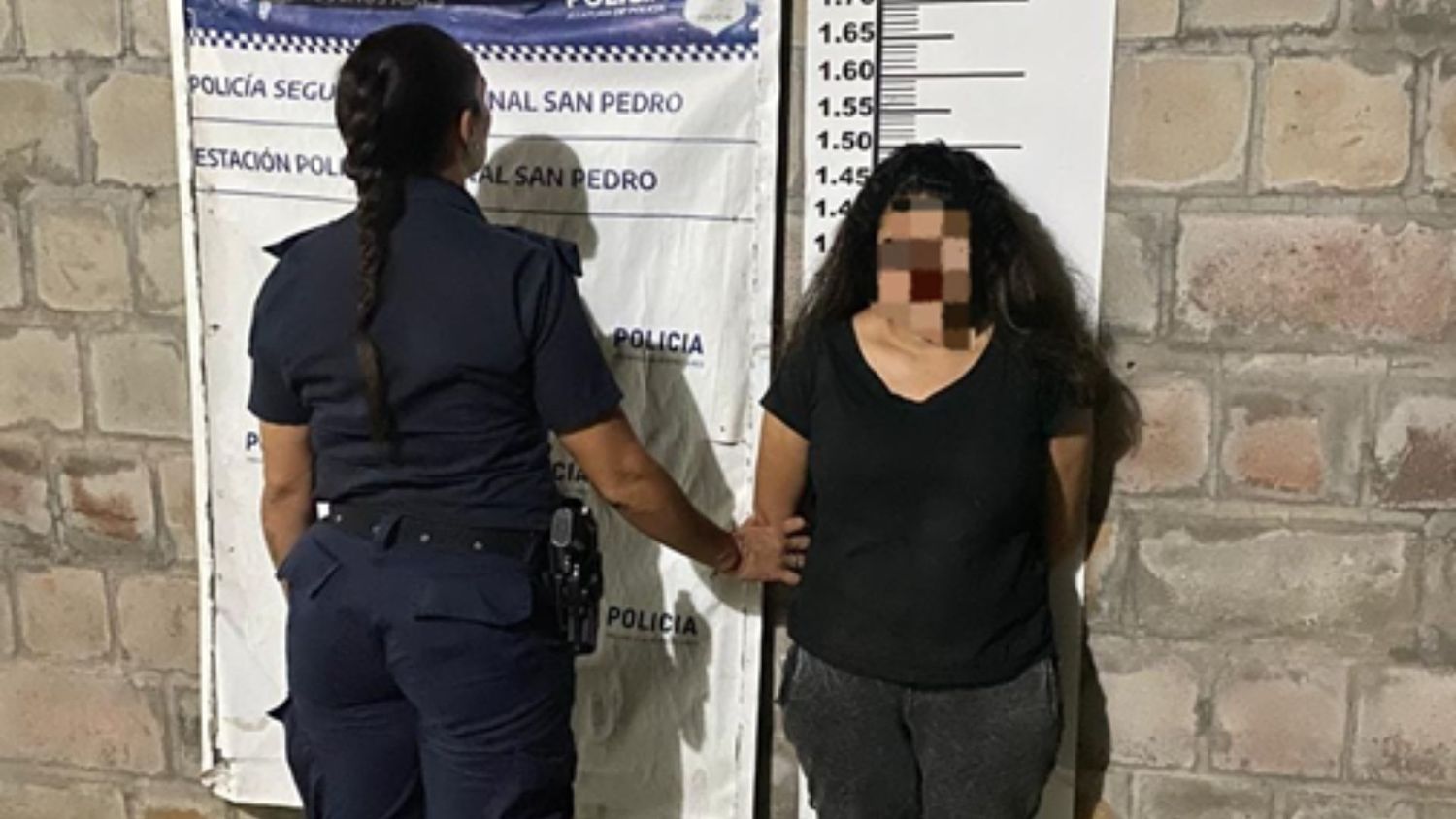 Interfirió la labor policial, agredió y quedó detenida a disposición de la Fiscalía
