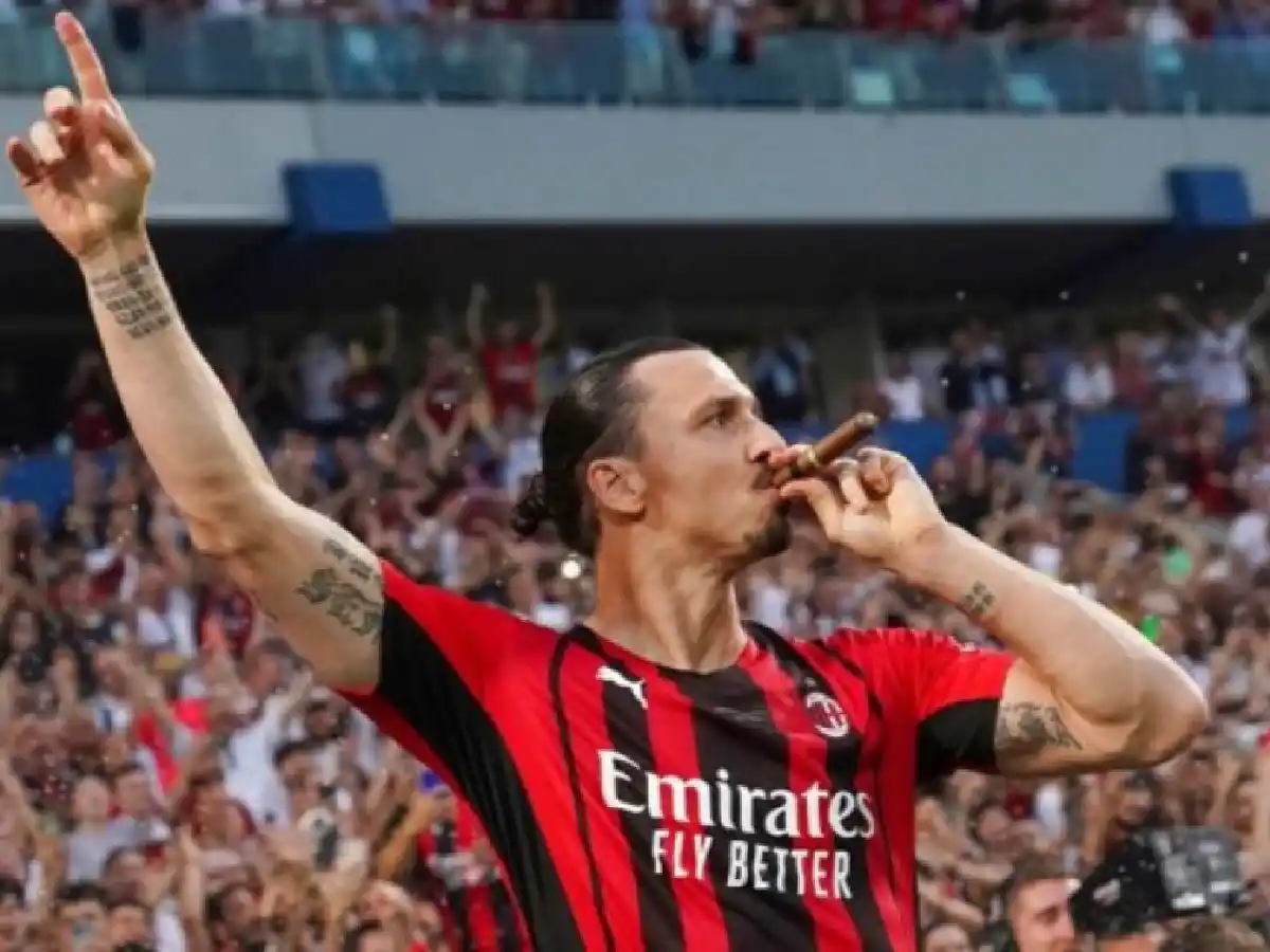 ¿Ibrahimovic analiza el retiro? Fue operado y será baja hasta 2023