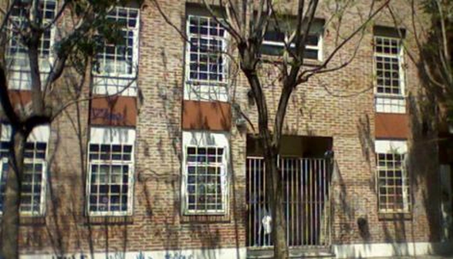 Escándalo en Escuela de Burzaco: Padres tuvieron sexo en un aula